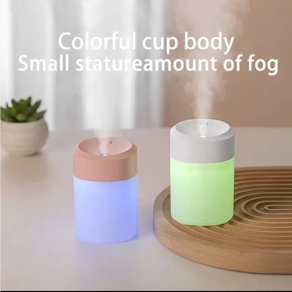 Mini Humidifier/Diffuser - Picture 4 of 5